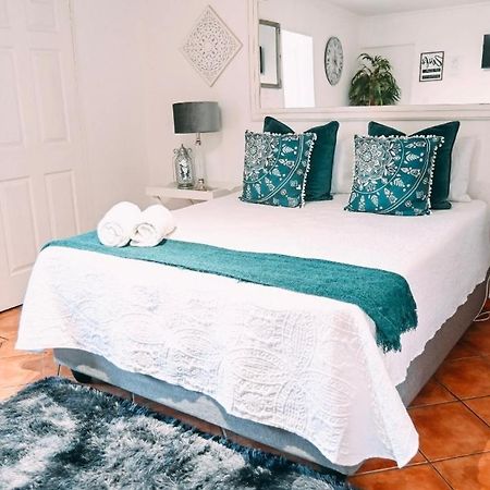 Zhantique Guest House 1- Unit 5 博克斯堡 外观 照片