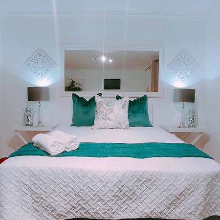 Zhantique Guest House 1- Unit 5 博克斯堡 外观 照片