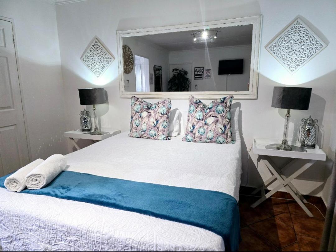 Zhantique Guest House 1- Unit 5 博克斯堡 外观 照片