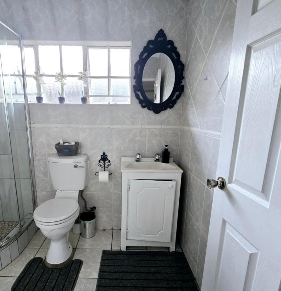 Zhantique Guest House 1- Unit 5 博克斯堡 外观 照片